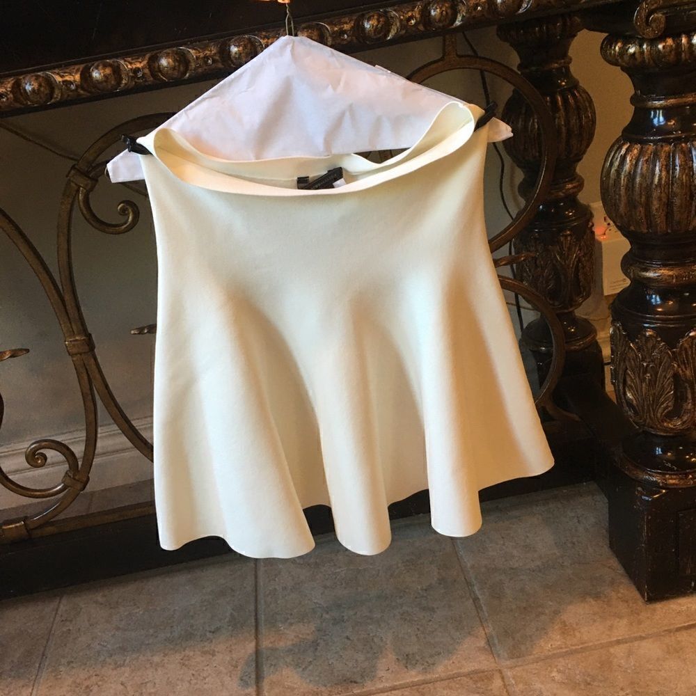 AMAZING FABRIC White Circle Mini